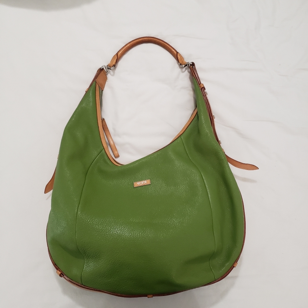Tumi, pebble leather purse.